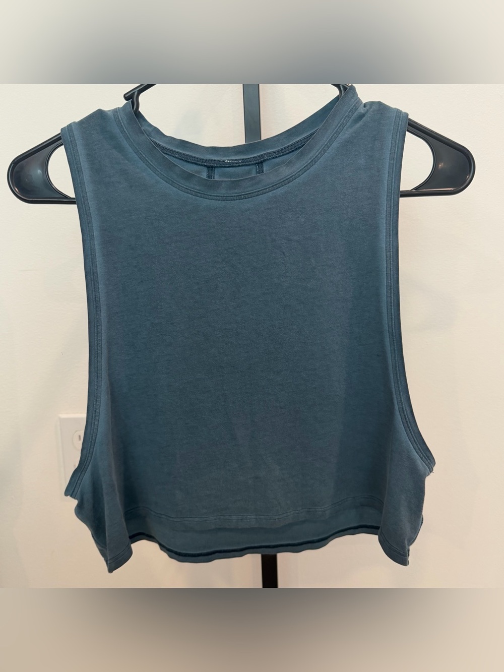 Lululemon Love Muscle Tank-s
